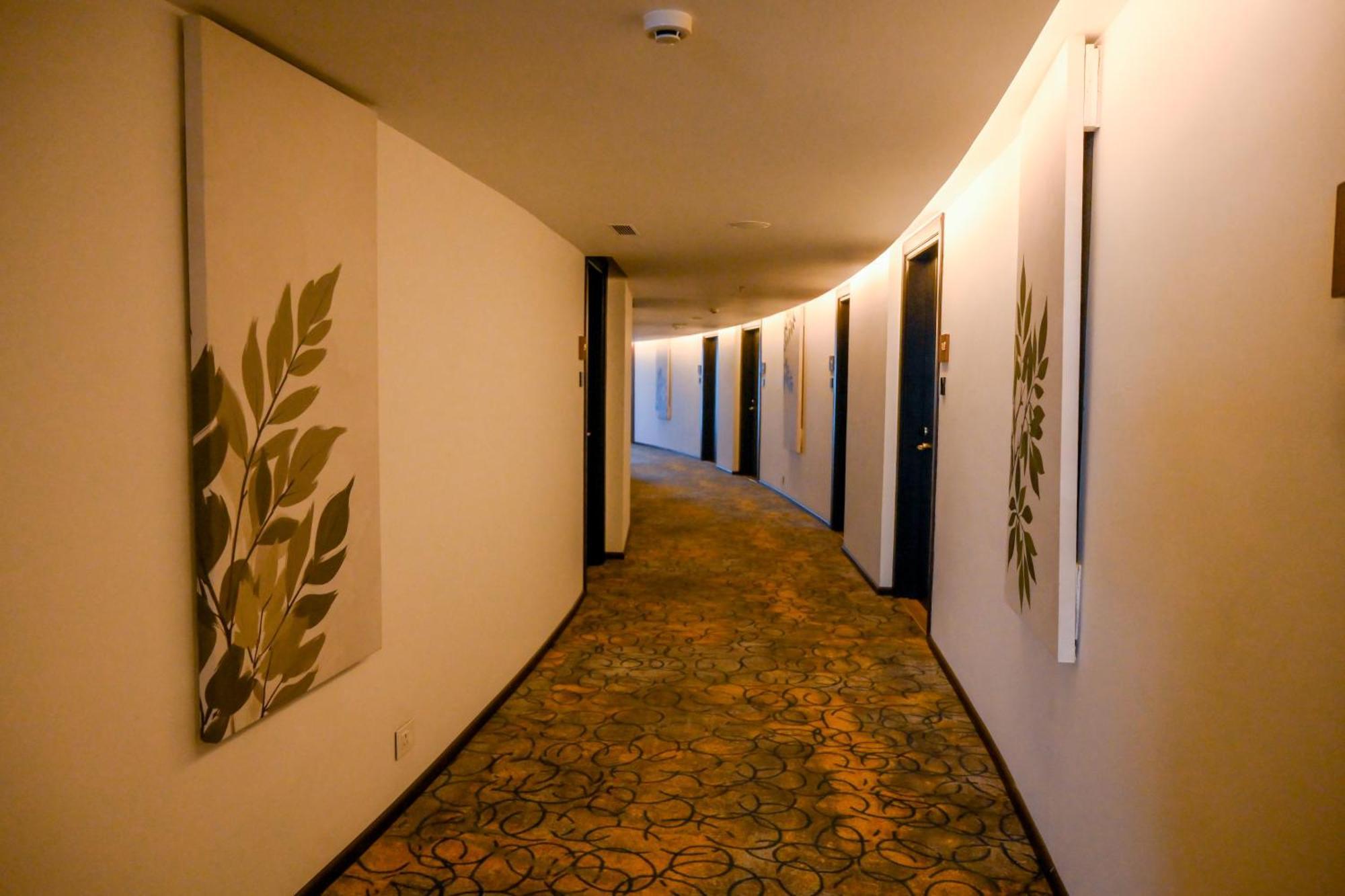 Tiara By Mps Hotel Kozhikode Exterior photo