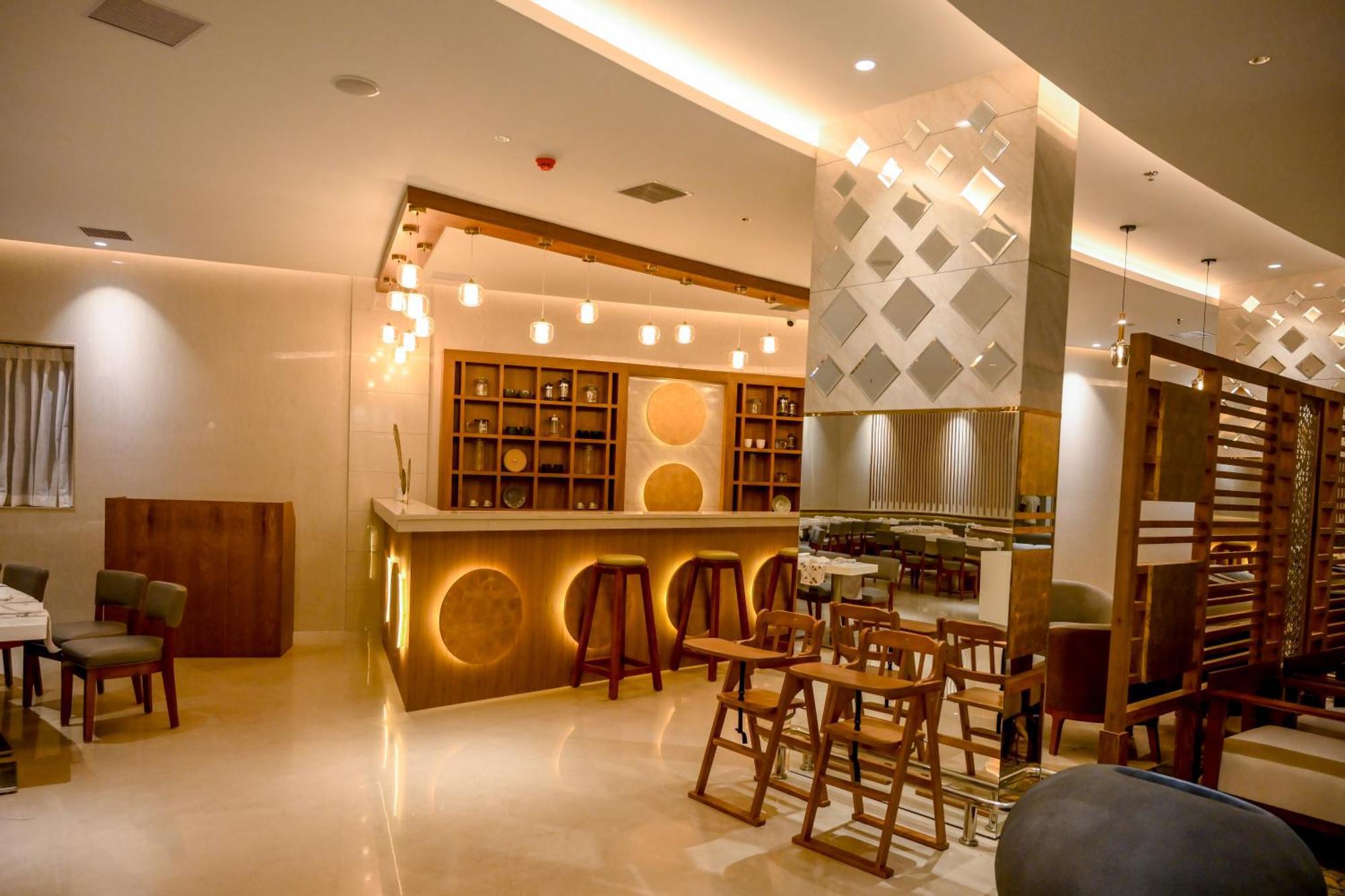 Tiara By Mps Hotel Kozhikode Exterior photo