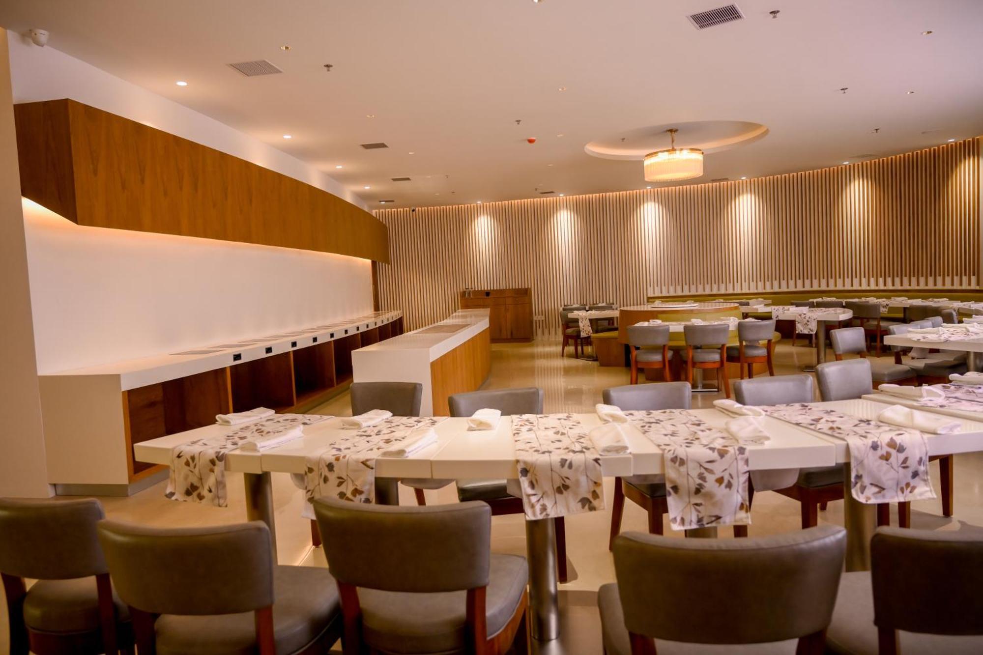 Tiara By Mps Hotel Kozhikode Exterior photo