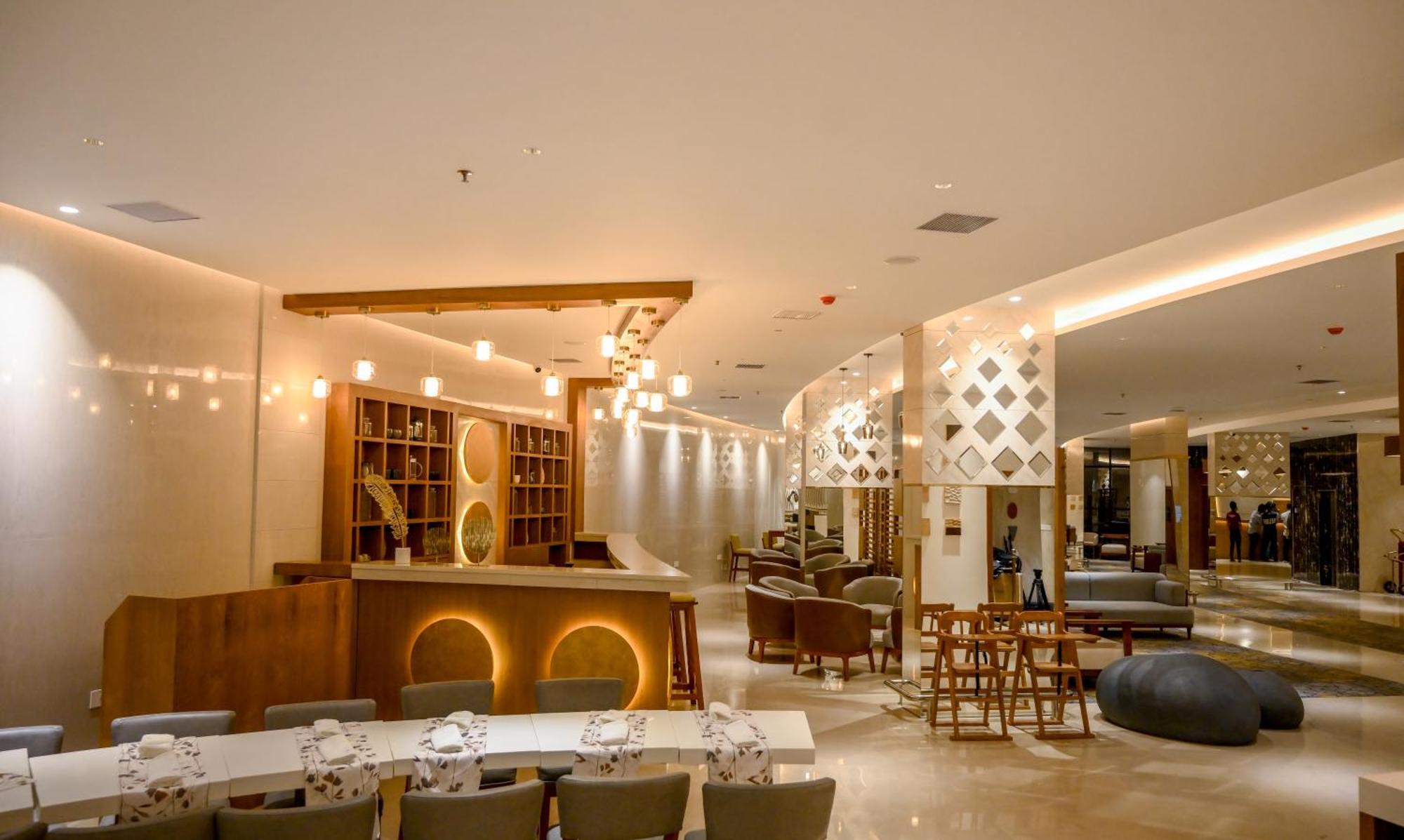 Tiara By Mps Hotel Kozhikode Exterior photo