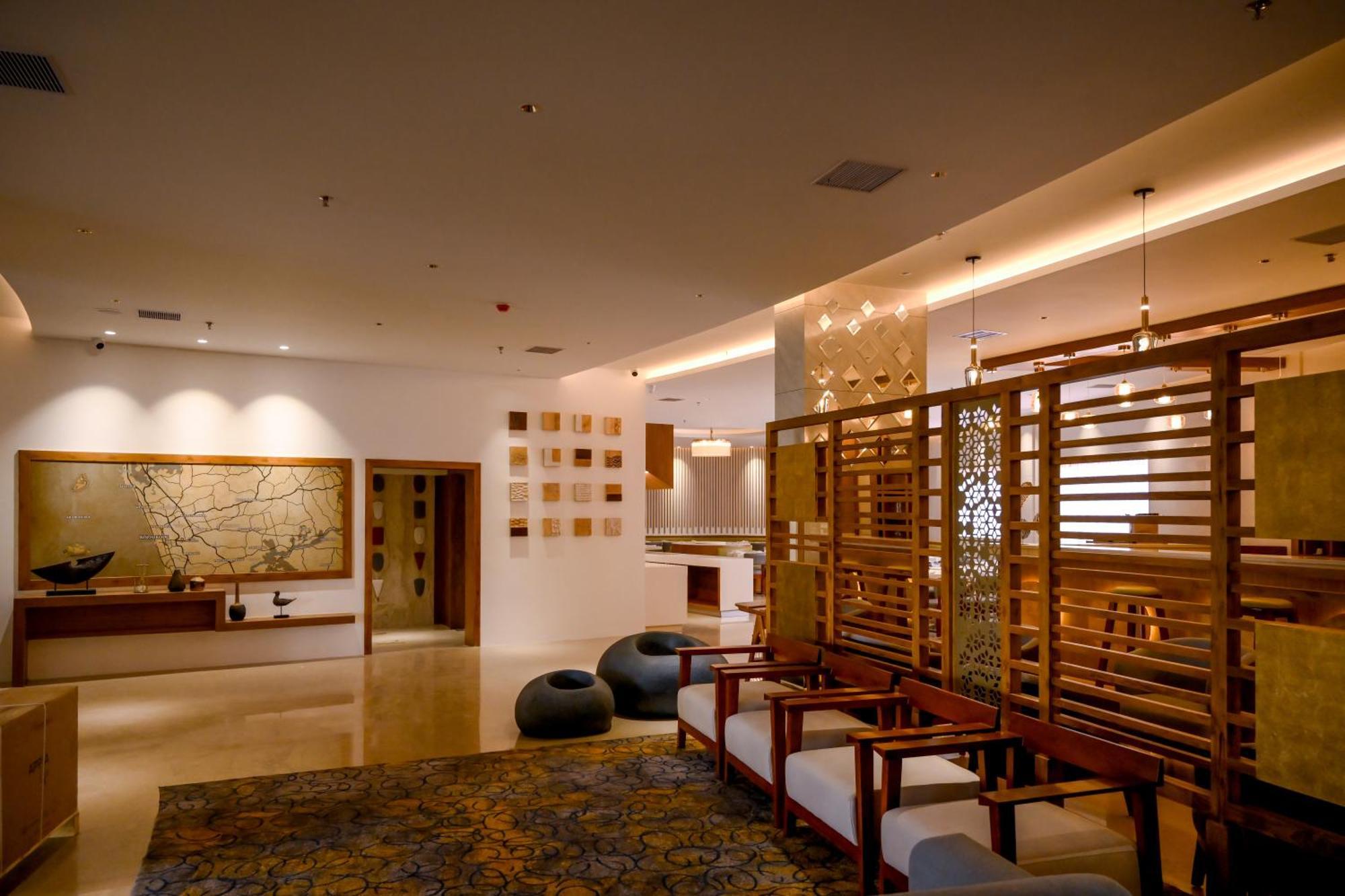 Tiara By Mps Hotel Kozhikode Exterior photo